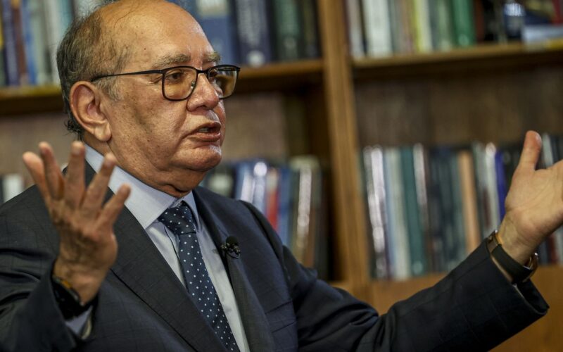 Gilmar Mendes defende Moraes e diz que STF seguirá firme