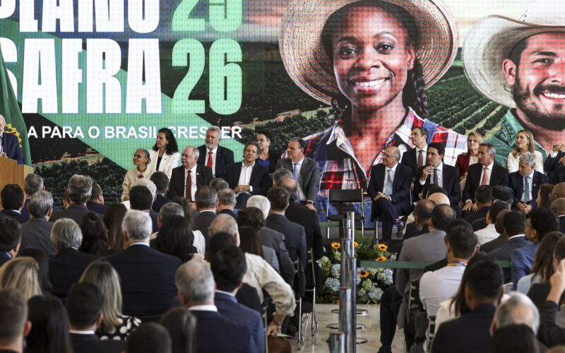 Governo lança Plano Safra de R$ 516,2 bilhões para agronegócio