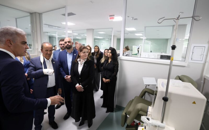 Jorginho Mello participa da inauguração do Centro de Alta Complexidade Renal na Grande Florianópolis