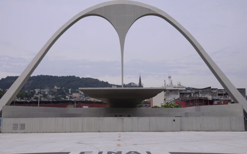 Justiça decide que Sambódromo pertence à prefeitura do Rio