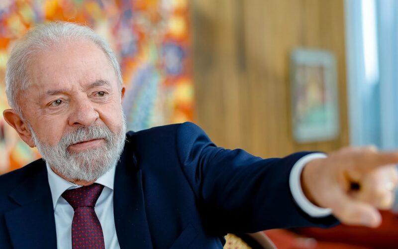 Lula manifesta solidariedade a ministros do STF após sanções dos EUA