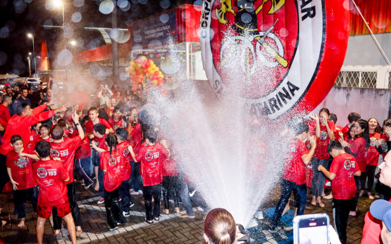Mais de 700 novos bombeiros mirins são formados em Santa Catarina