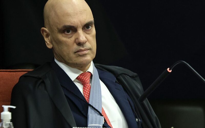 Moraes vai relatar ação da AGU para manter decreto do IOF