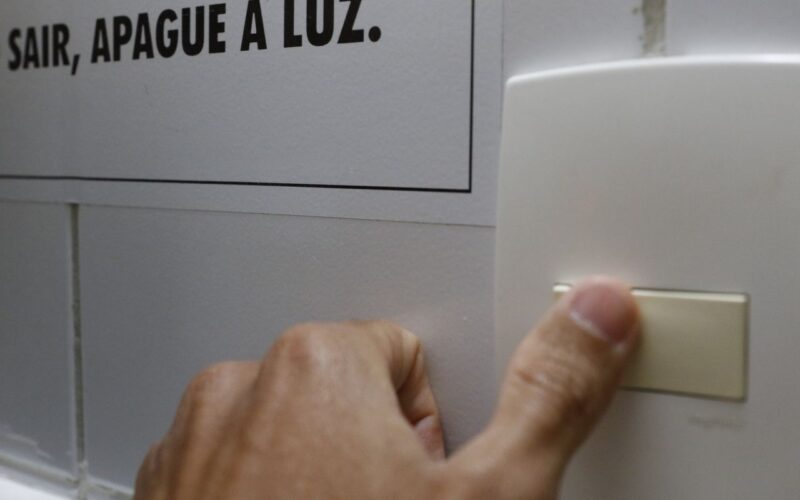 Nova tarifa social de energia elétrica passa a valer neste sábado