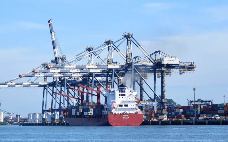 Porto de Santos vive corrida de exportadores antes de tarifas dos EUA