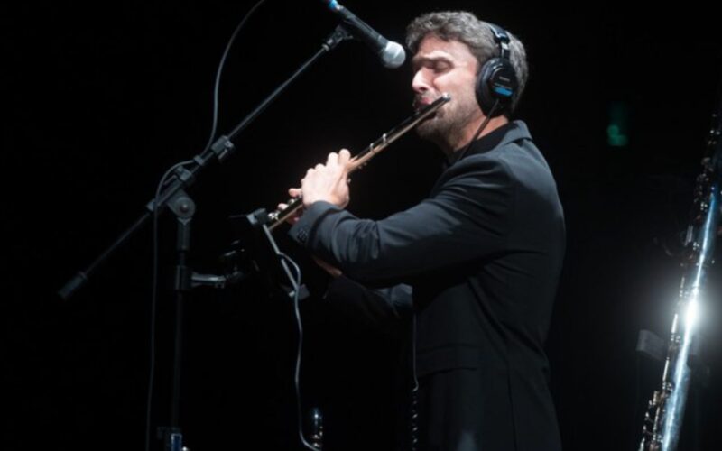 Programa Cena Musical apresenta show inédito do flautista Victor Somma