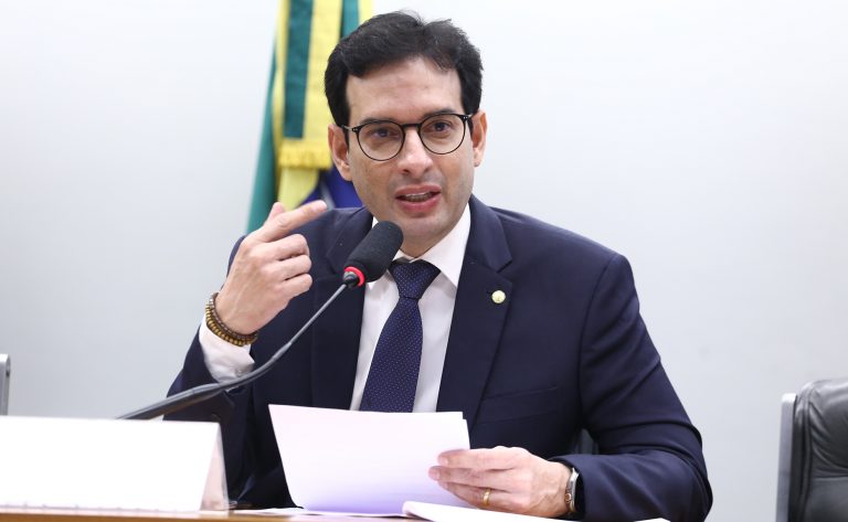 Proposta amplia limite de receita bruta para transportador de cargas MEI - Notícias