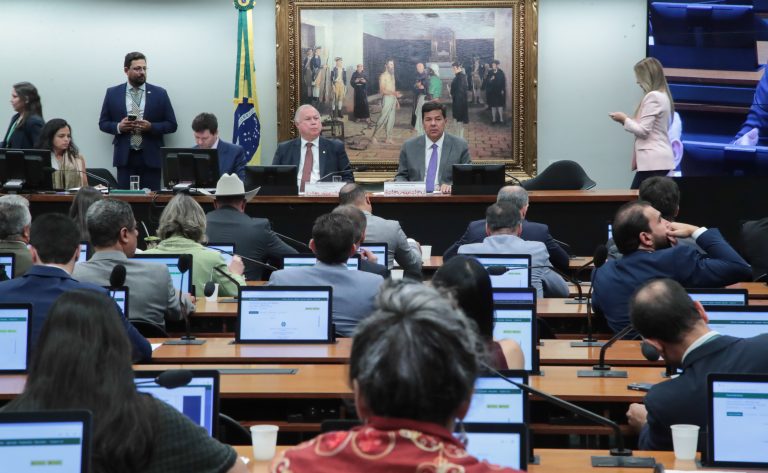 Relator apresenta parecer favorável à PEC da Segurança Pública, com alterações - Notícias