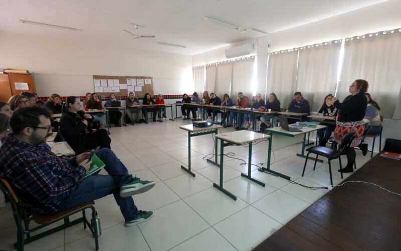 SED capacita mais de 35 mil professores na Semana Pedagógica