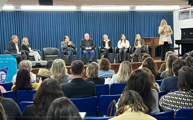 SED participa de debates sobre os Planos Decenais de Educação