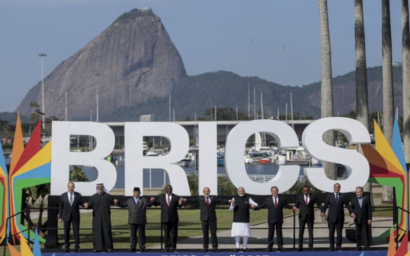 Sanção de Trump contra Brasil é chantagem política e mira o Brics