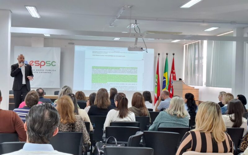 Secretaria da Saúde promove capacitação sobre contratualização, processamento e monitoramento dos prestadores de serviços