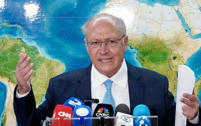Tarifaço pode afetar 36% das exportações brasileiras, diz Alckmin