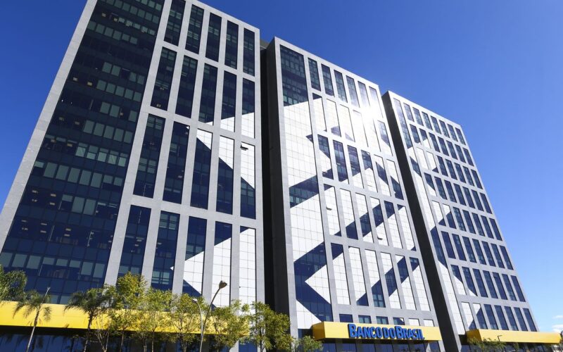 AGU pede à PF investigação sobre fake news contra Banco do Brasil