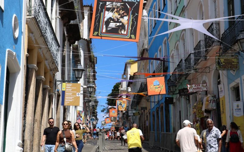 Abertura da Flipelô apresenta musical em homenagem a Dias Gomes
