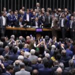 Após obstrução de Plenário, Hugo Motta abre sessão e pede respeito