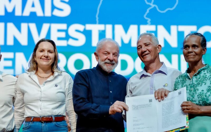 Bolsonaro está tendo o direito de se defender, diz Lula