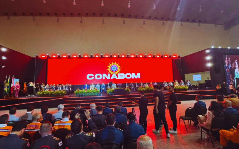 CBMSC participa do maior evento de bombeiros da América Latina