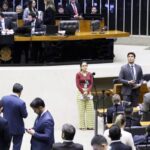 Câmara aprova bônus para servidor do INSS por revisão de benefícios