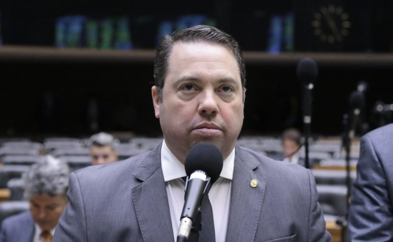 Câmara aprova prorrogação de prazo sobre regularização de imóvel em faixa de fronteira - Notícias