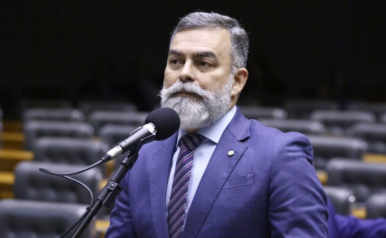 Comissão aprova criação de cartão para acompanhar saúde bucal infantil - Notícias