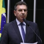Comissão aprova permissão para motorista parar em qualquer local para passageiro com necessidade especial – Notícias