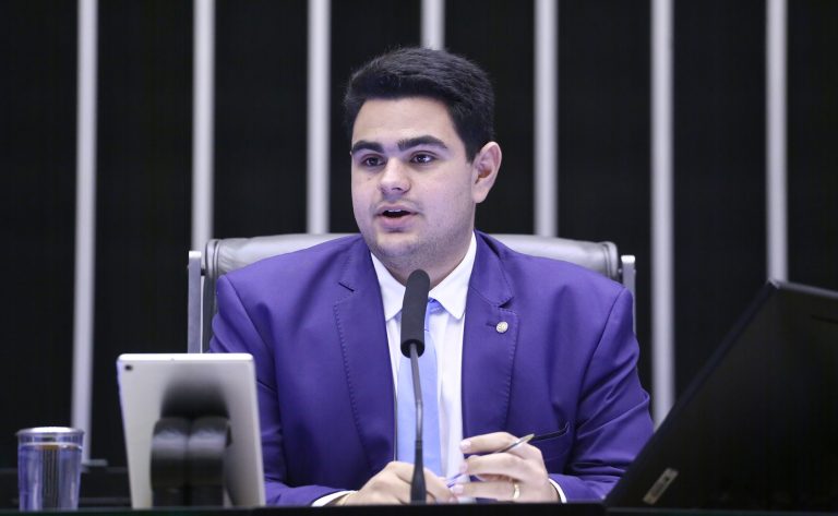 Comissão aprova prioridade a pessoas em situação de rua nos programas habitacionais - Notícias