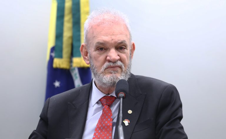 Comissão aprova projeto para destinar mais recurso de loteria para pessoa com deficiência - Notícias