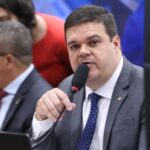 Comissão aprova projeto que garante doula e tradutor de Libras em maternidades – Notícias