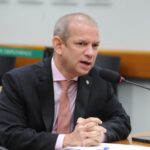 Comissão aprova projeto que veda prisão domiciliar para idoso condenado por crime sexual – Notícias