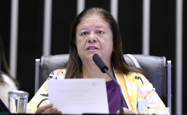 Comissão aprova projeto sobre informações acerca da assistência farmacêutica do SUS - Notícias