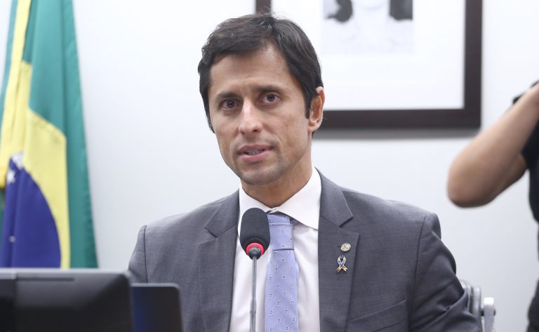 Comissão aprova teletrabalho para pessoas com deficiência quando houver compatibilidade - Notícias