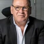 Dono da Ultrafarma e diretor da Fast Shop são soltos em São Paulo