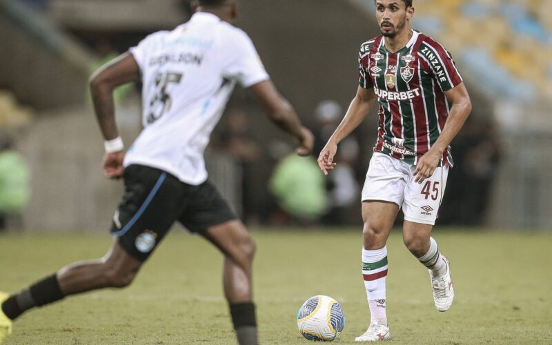 Duelo de Tricolores: Flu recebe Grêmio pela 18ª rodada do Brasileirão