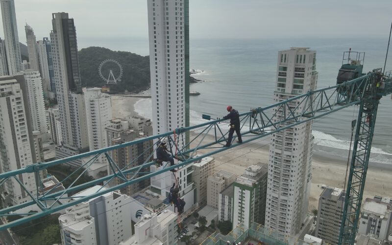 Equipe de Salvamento em Altura do CBMSC embarca para competição internacional em busca do bicampeonato