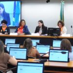 Especialistas e parlamentares defendem contratação de doulas para humanizar partos e combater violência obstétrica – Notícias