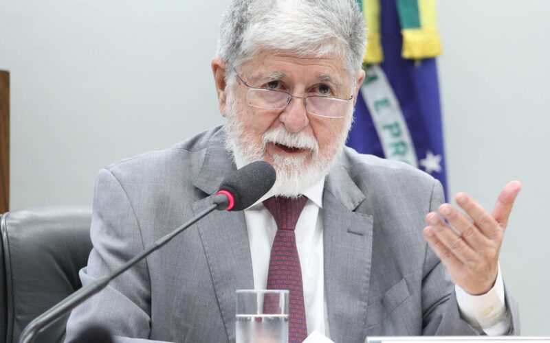 Estados Unidos não desejam negociar tarifas, afirma Celso Amorim