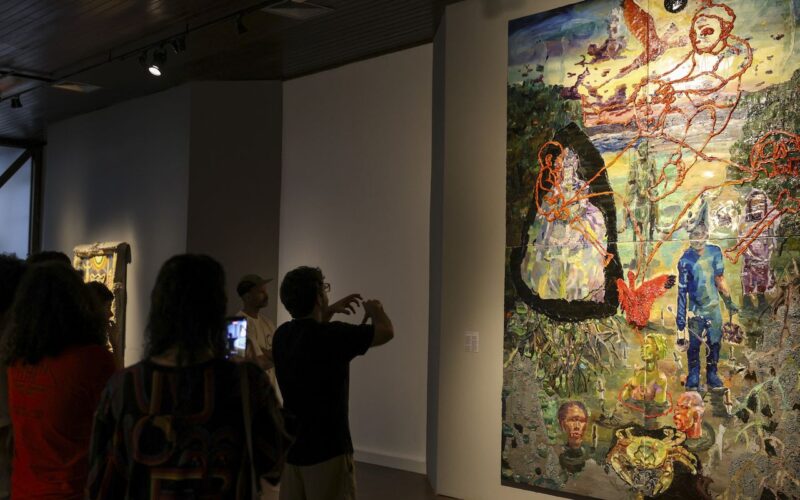 Exposição de artista maranhense exalta identidade latina e ancestral