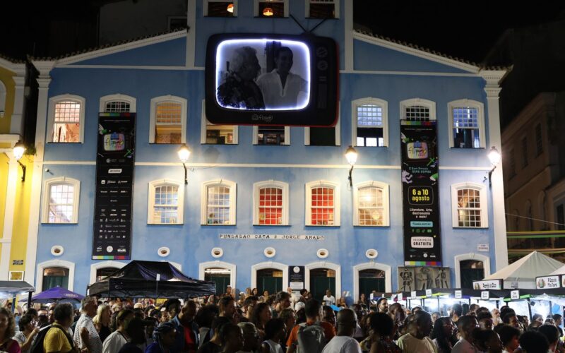 Flipelô é o carnaval das Letras no Pelourinho, diz curador