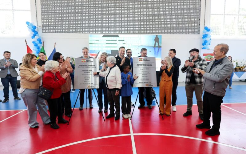 Governo de SC beneficia mais de dois mil estudantes com inaugurações de quadras poliesportivas em escolas estaduais de Joinville
