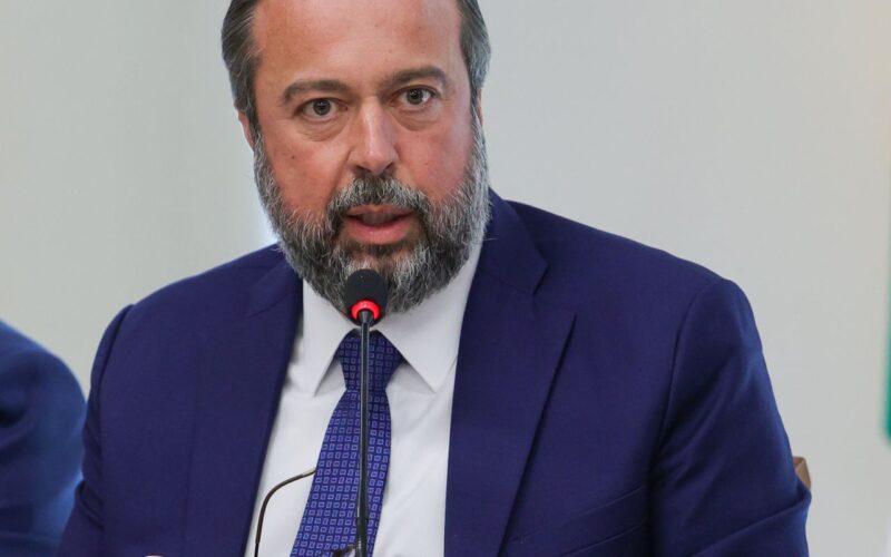 Governo estuda parceria com Bolívia para nova hidrelétrica binacional