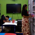 Iniciativas públicas e comunitárias aproximam brasileiros dos livros