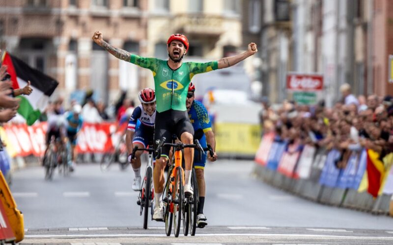 Lauro Chaman leva tricampeonato Mundial de Paraciclismo na Bélgica