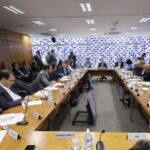 Líderes definem que projeto da anistia e mudança do foro privilegiado não entram na pauta desta semana - Notícias