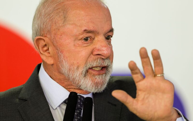 Lula anuncia amanhã R$ 30 bilhões para empresas afetadas por tarifaço 