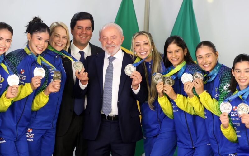 Lula anuncia criação de universidade dos esportes