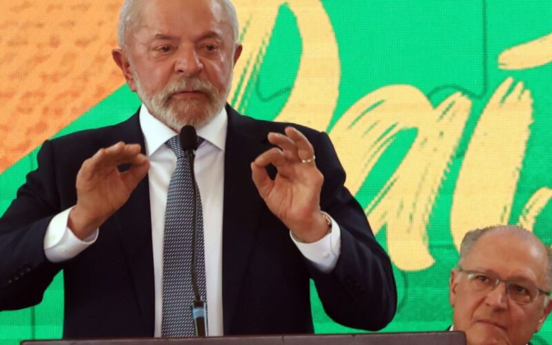 Lula diz que vai convidar Trump para a COP30, em Belém
