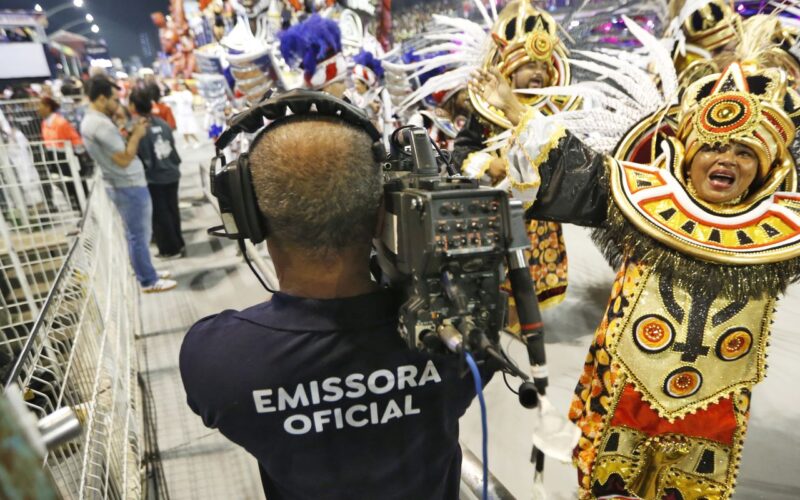Lula sanciona leis de valorização do carnaval carioca e do Axé-Music