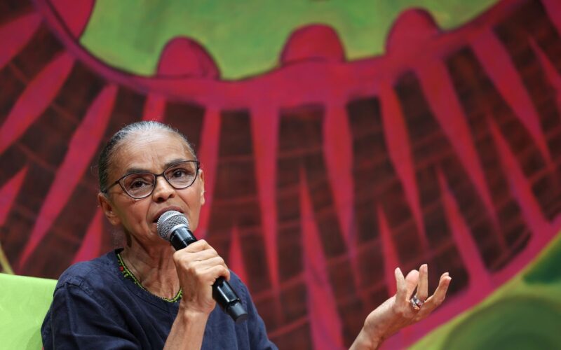 Marina Silva lota principais palcos da Festa Literária de Paraty