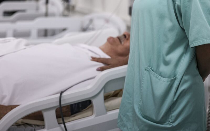 Médicos do trabalho lançam guia com cuidados para evitar adoecimento
